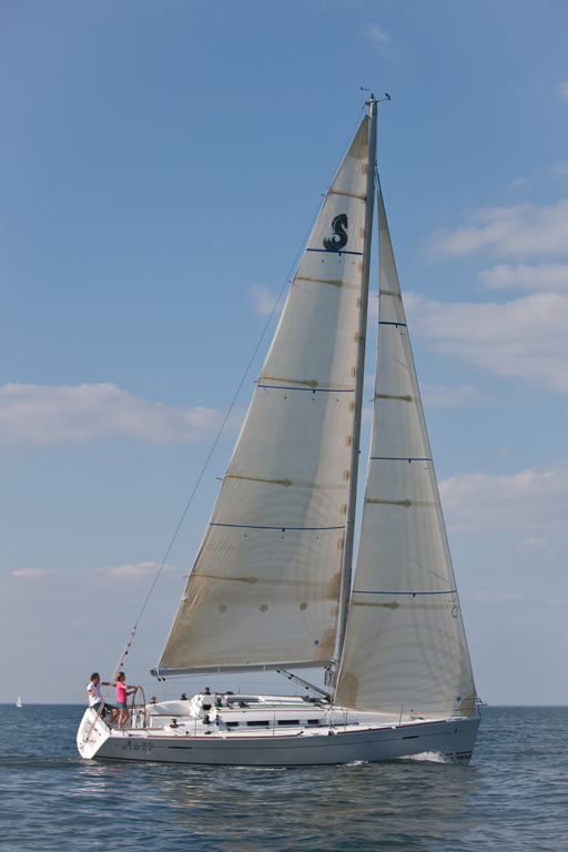 Regattayacht Charteryacht First 35 23